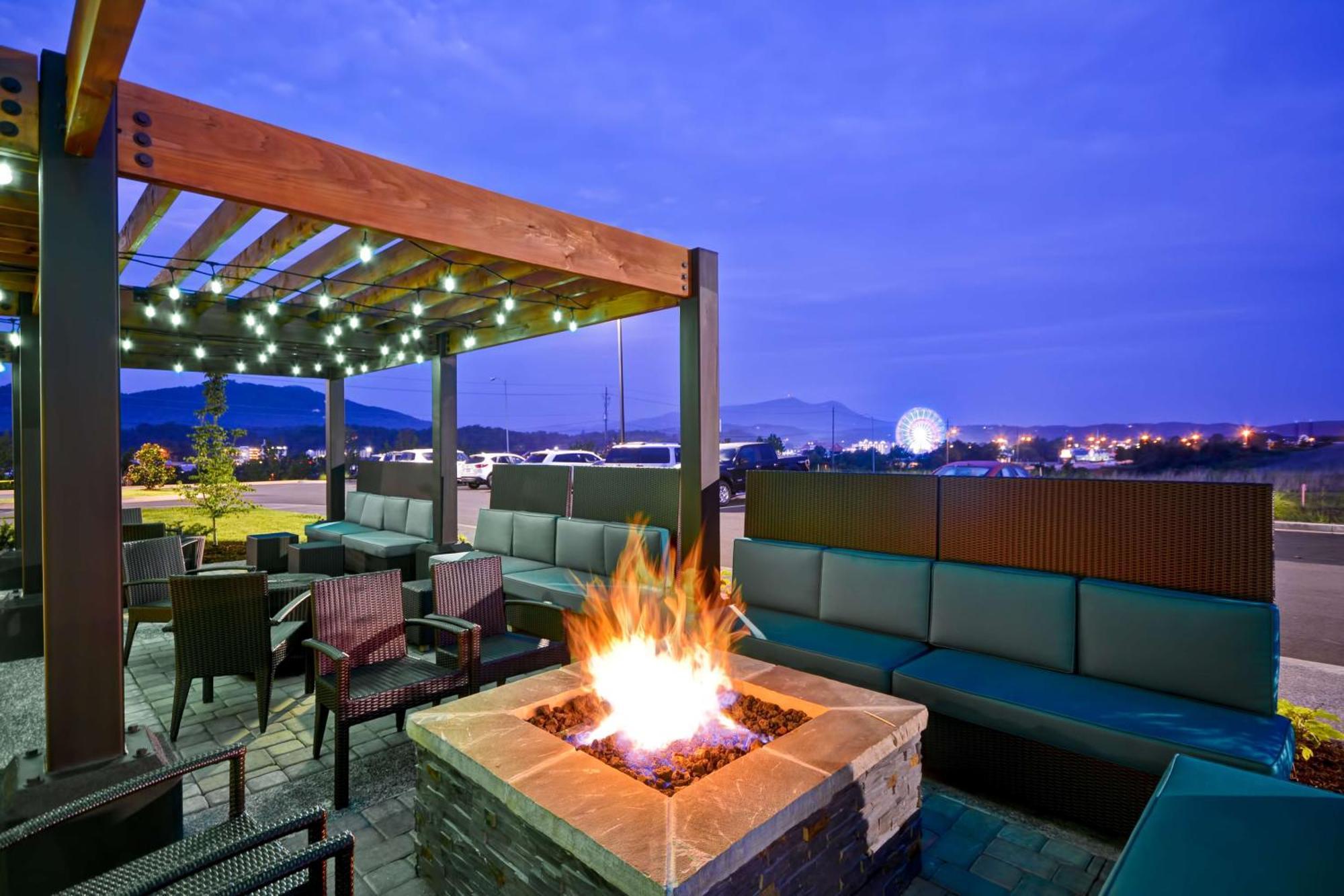 Home2 Suites By Hilton Pigeon Forge Exterior foto